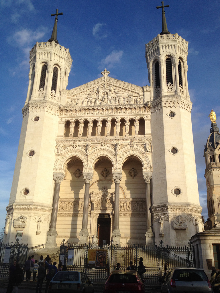 La Basilique de Notre Dame de Fourvière photo